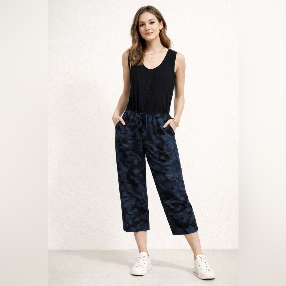 DKNY Jeans Blue Camo Print Cropped Drawstring Jumpsuit Sz. M